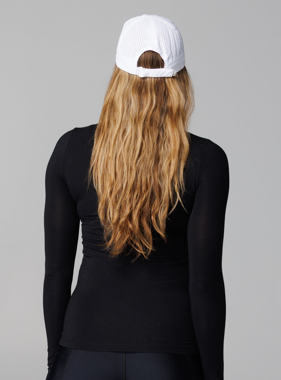 betty designs run cap