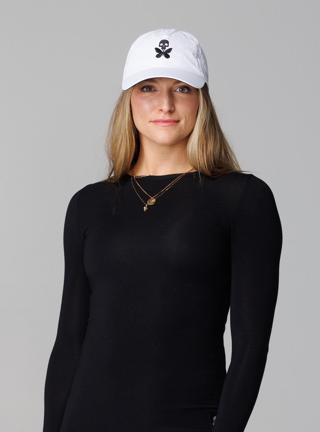 betty designs run cap