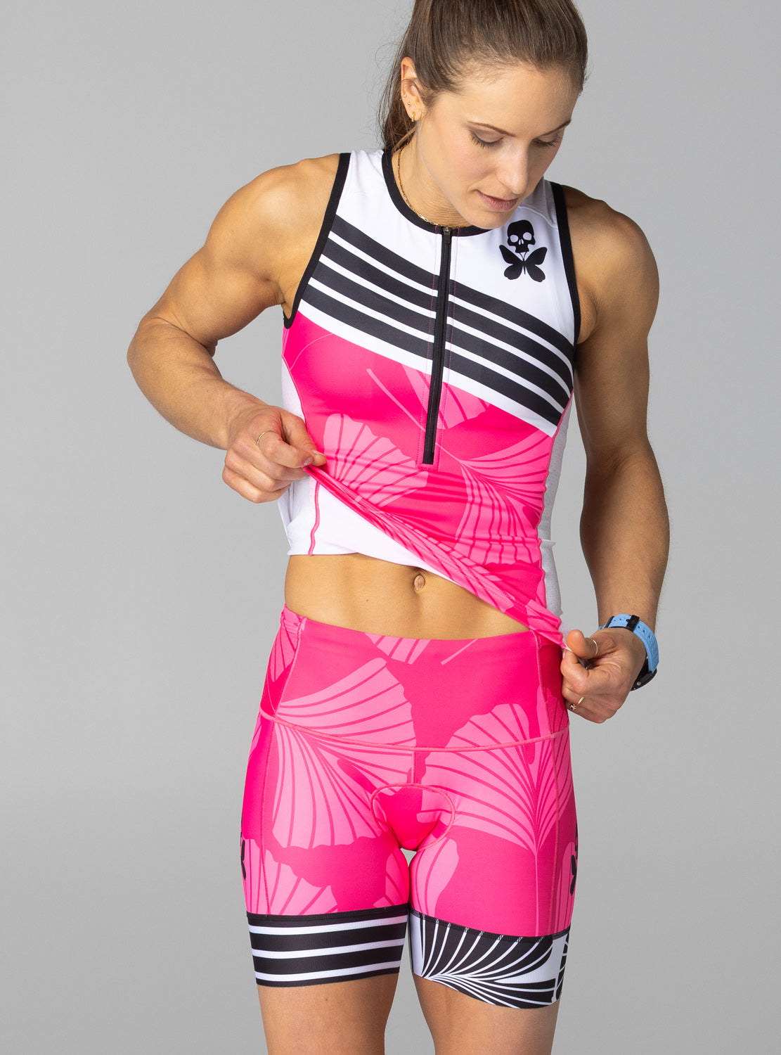 betty designs ginkgo triathlon short with pockets for women