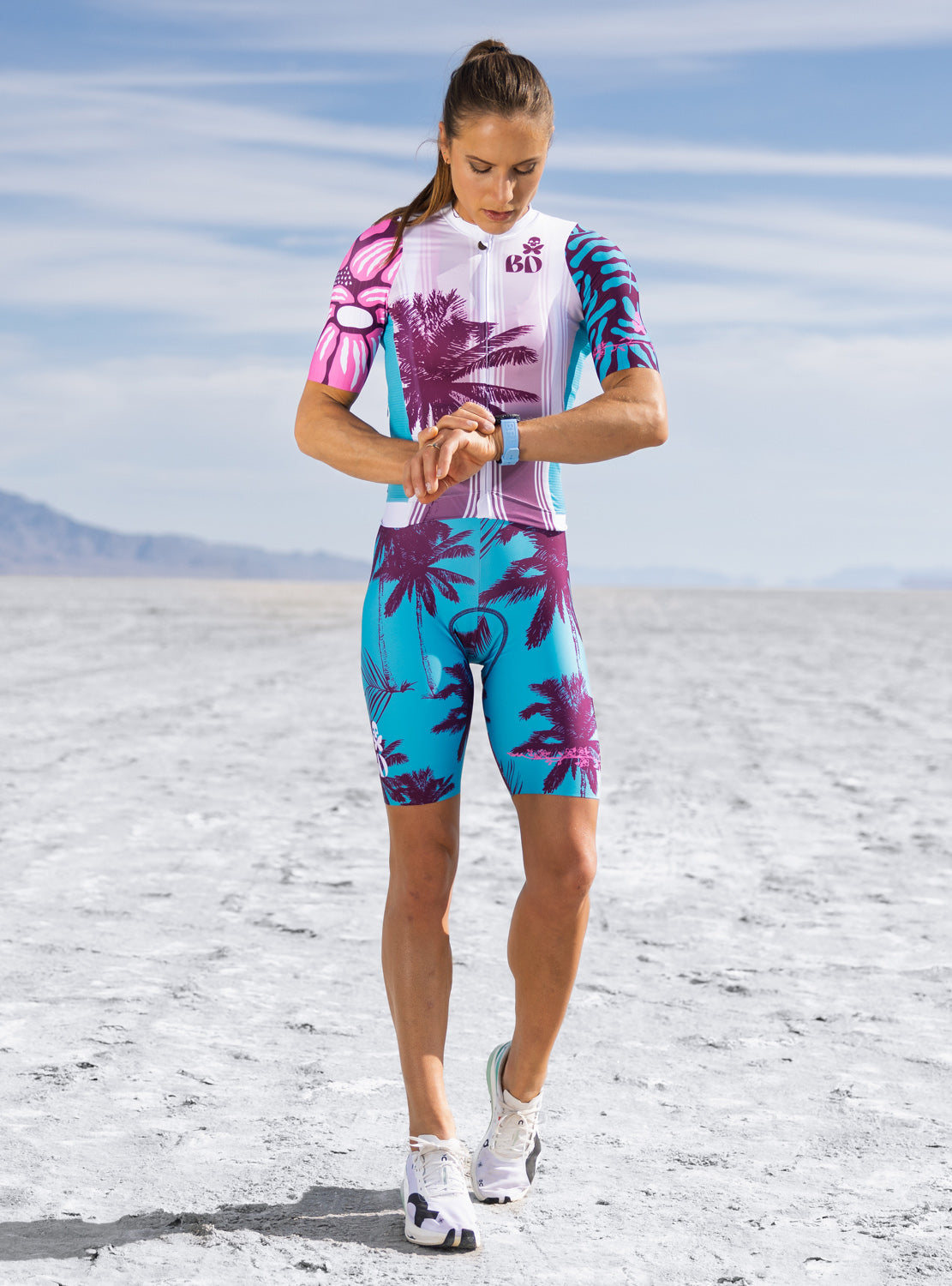 betty designs kona cycling jersey for women