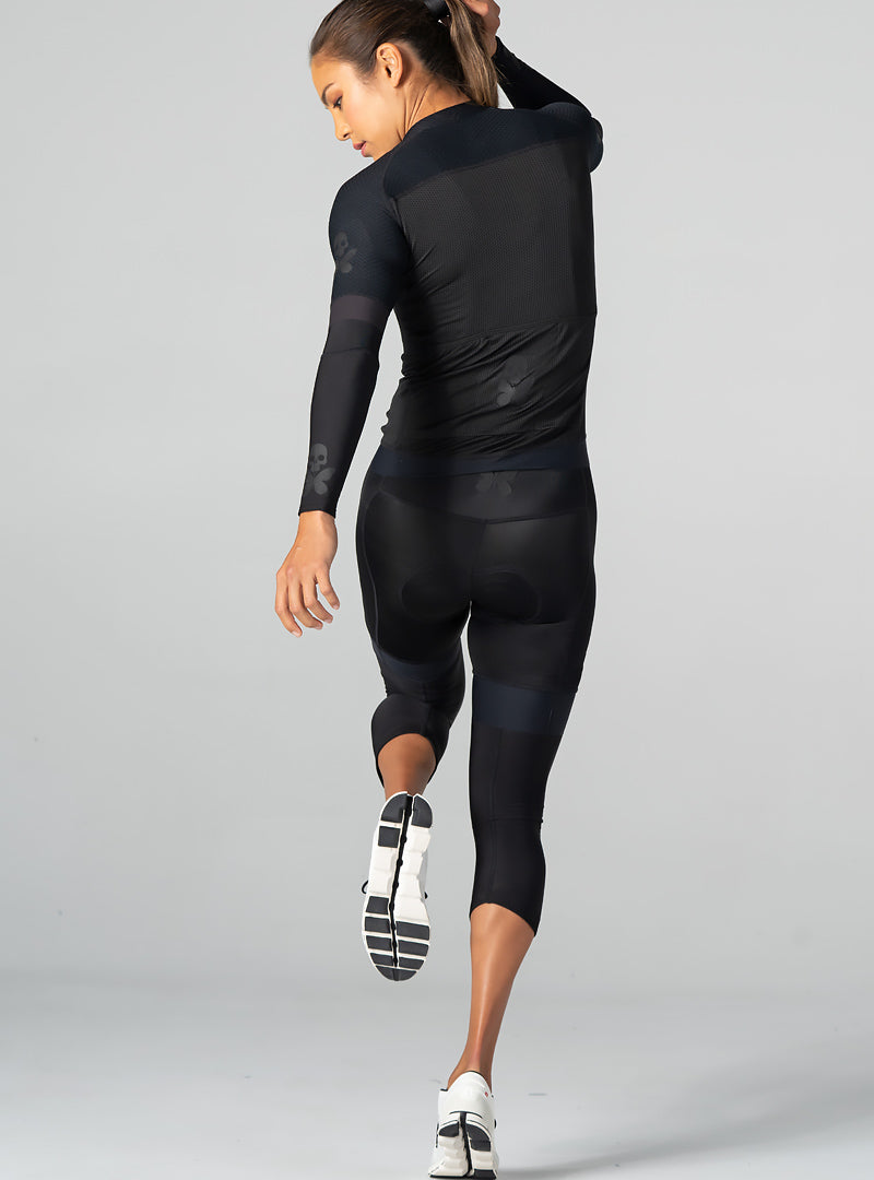 betty designs luxe onyx arms knees