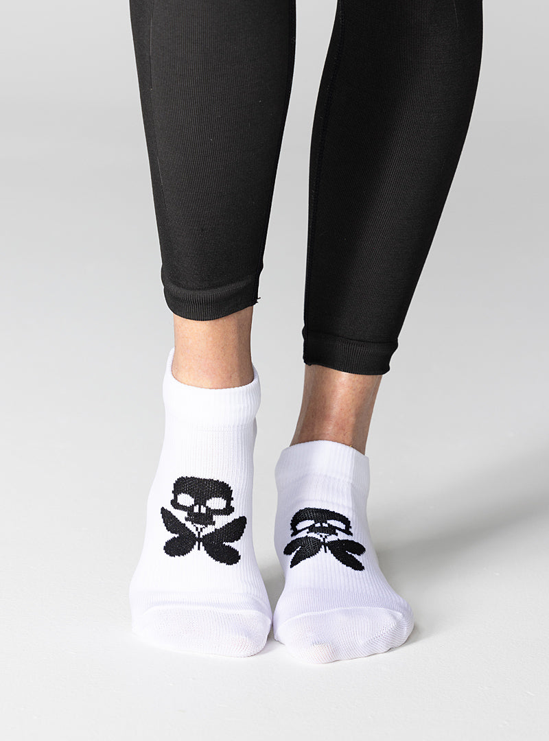 betty designs signature no show socks